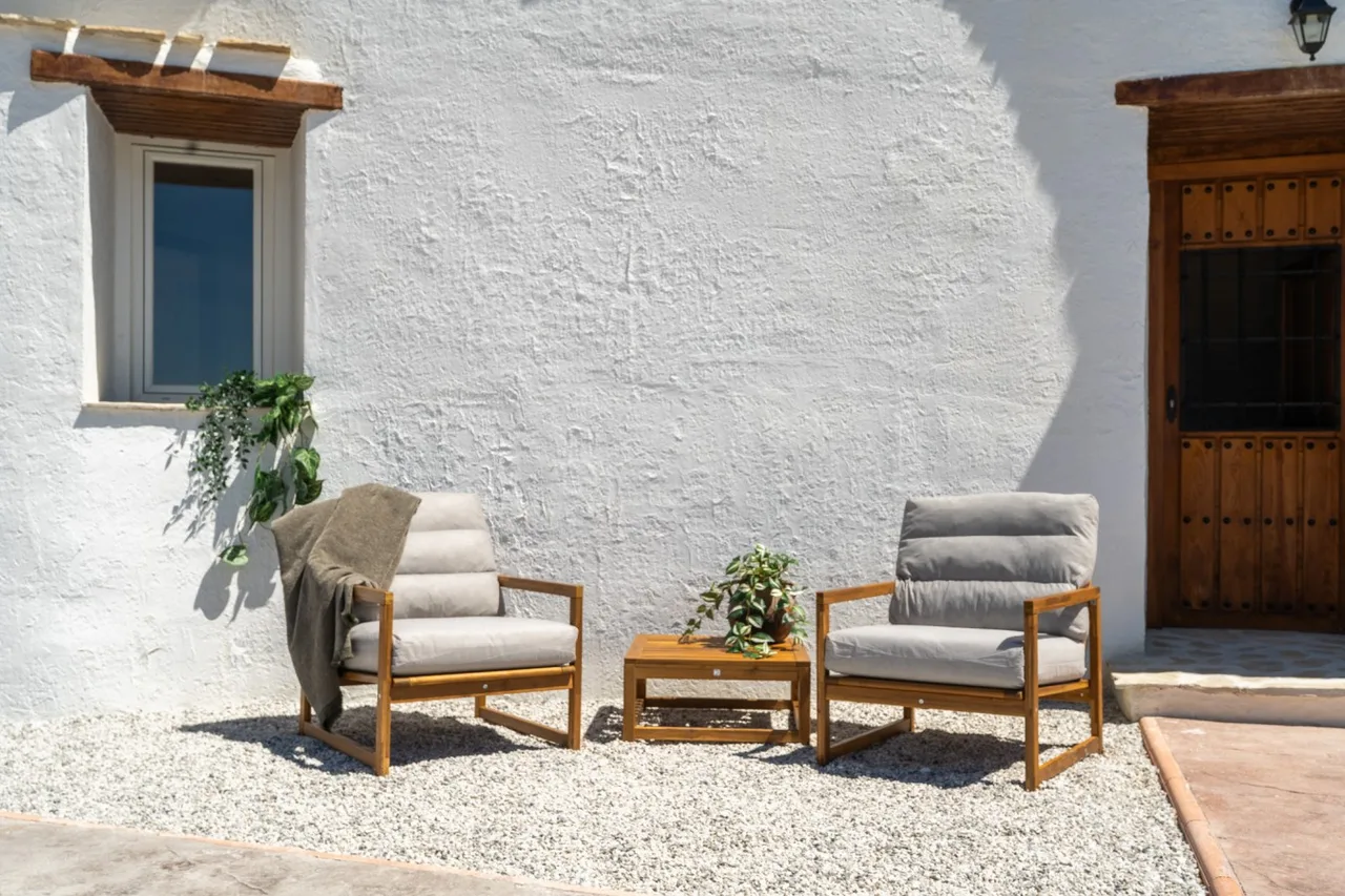 Private outdoor seating at Cueva Alba